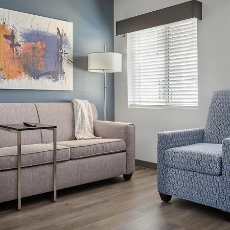 Stayapt Suites Montgomery Exteriör bild
